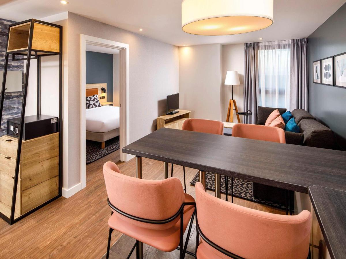 Aparthotel Adagio London Sutton Point Екстер'єр фото